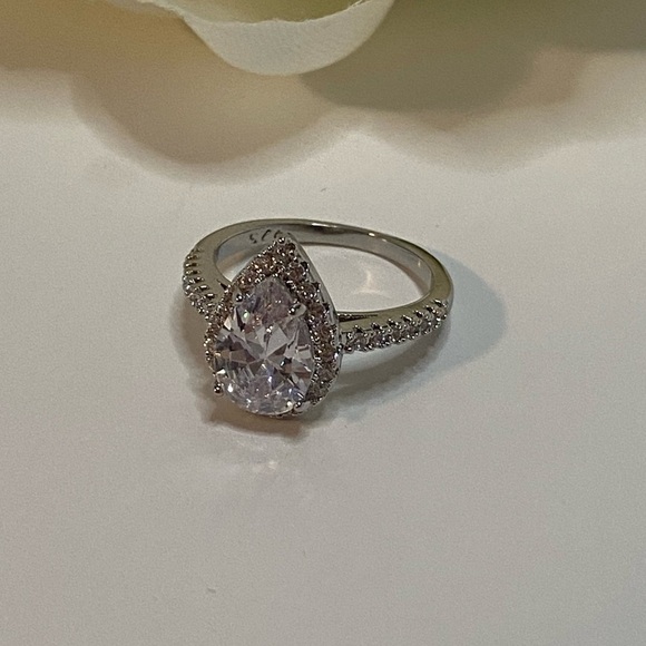 925 - Sterling silver engagement ring - CZ - size 6 - NEW - Picture 2 of 4